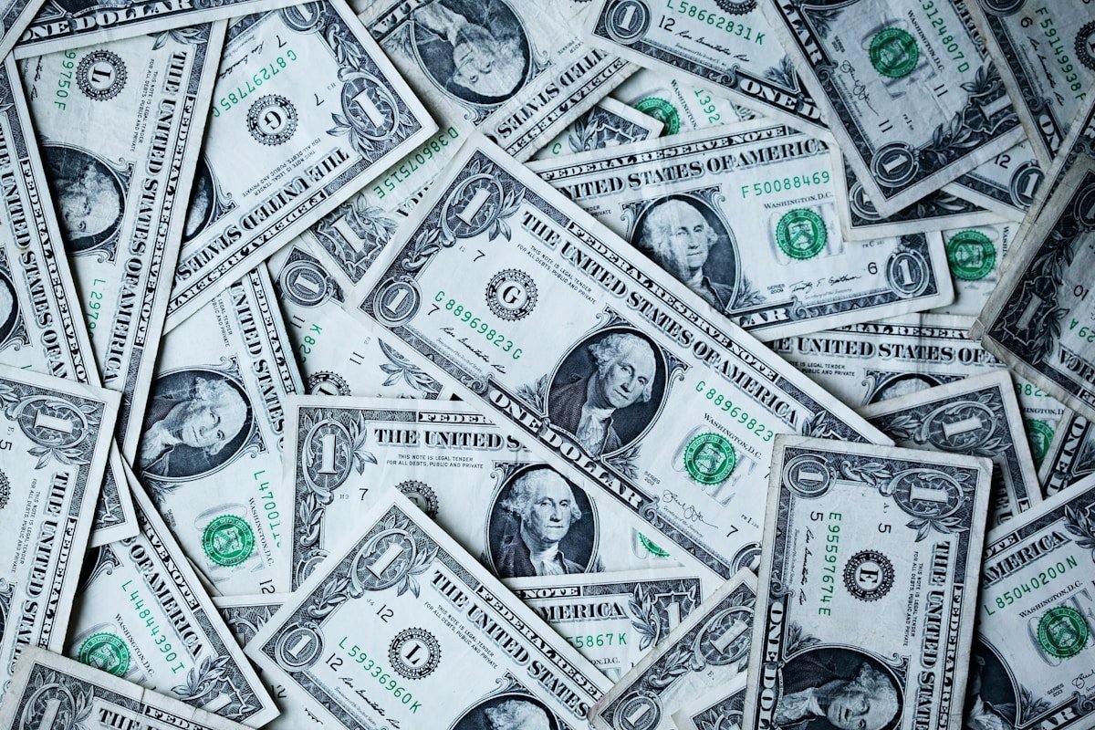 Oil markets and the price of supply security