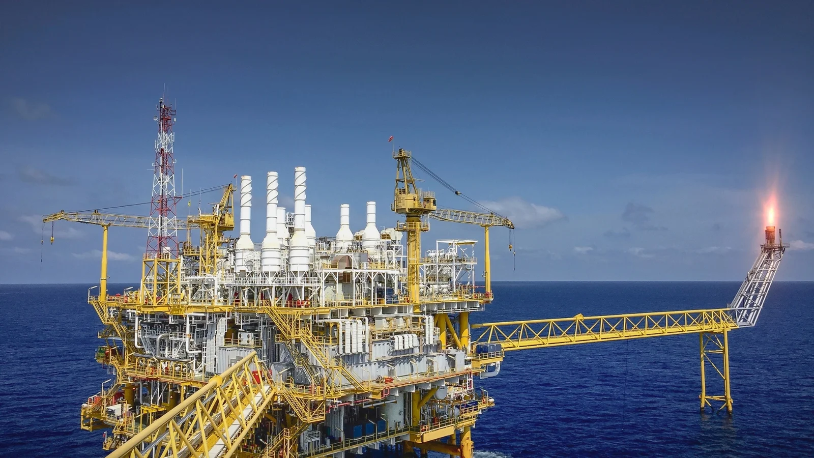 Offshore gas production platform feeding a global LNG portfolio